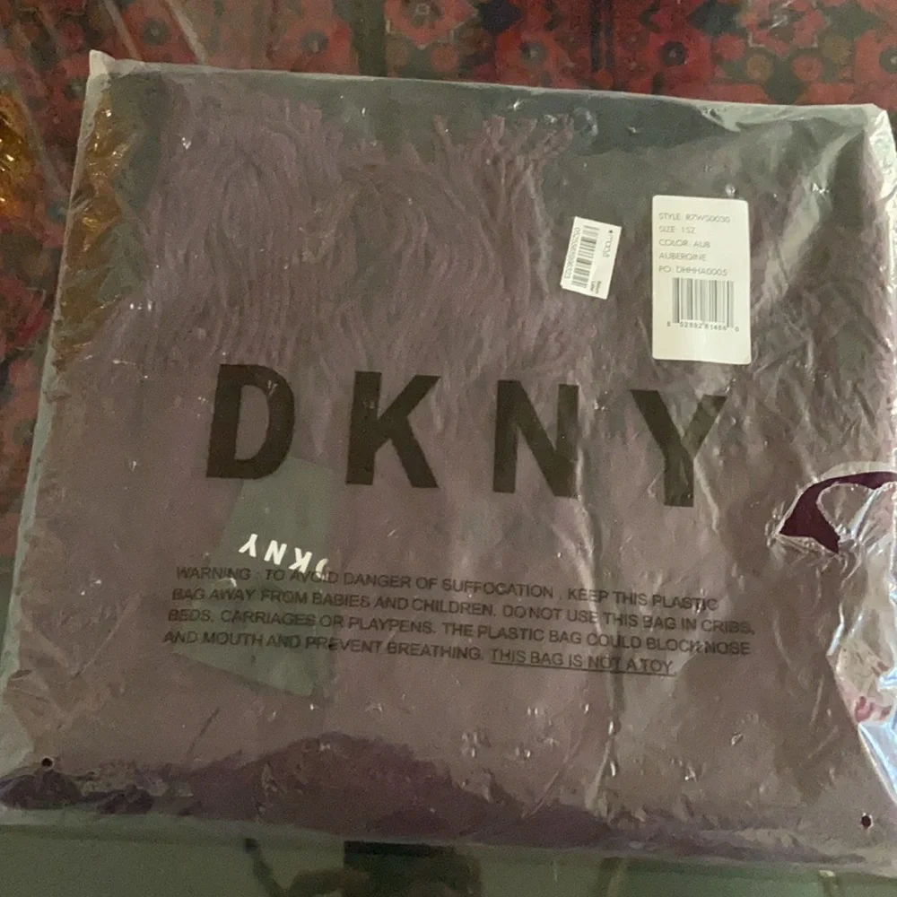 DKNY Oversized Double panel Scarf Wrap Burgundy Black NWT